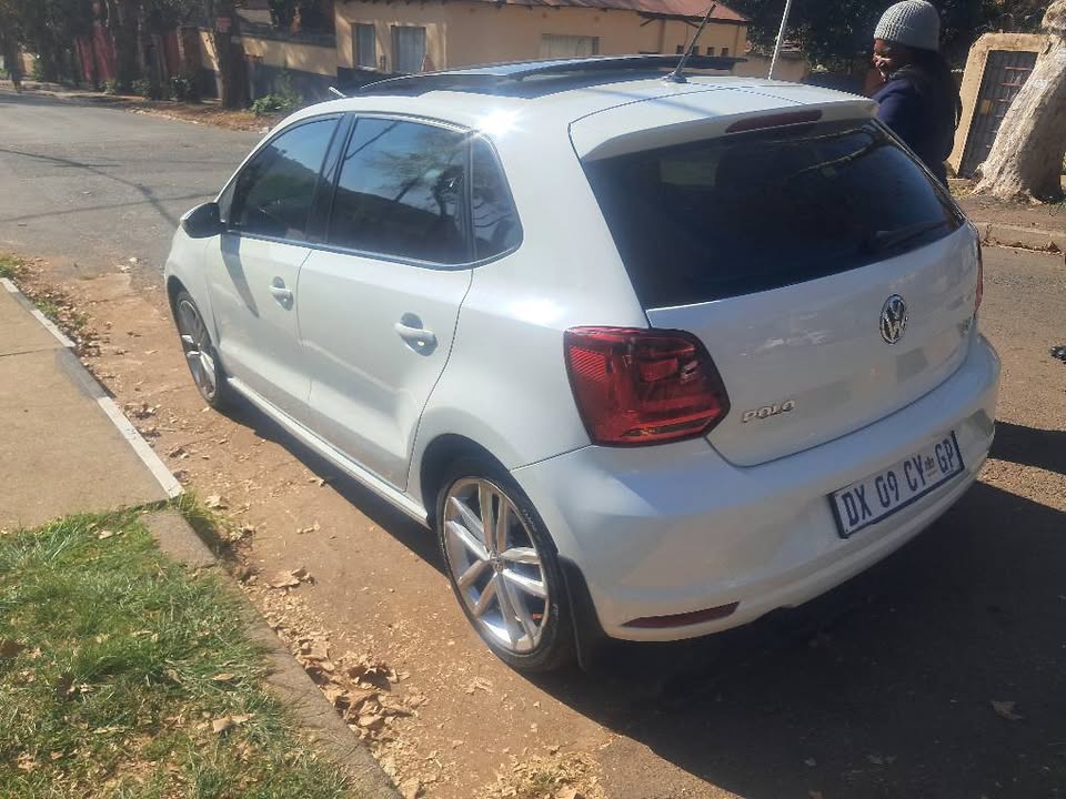 VW polo Tsi 1.2 Highline 2015