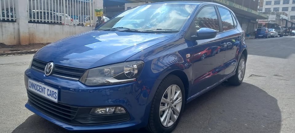 USED 2019 VW POLO VIVO 1.4 MANUAL TRANSMISSION.. BLUE COLOUR.. 53000KMS.. CLOTHE SEATS