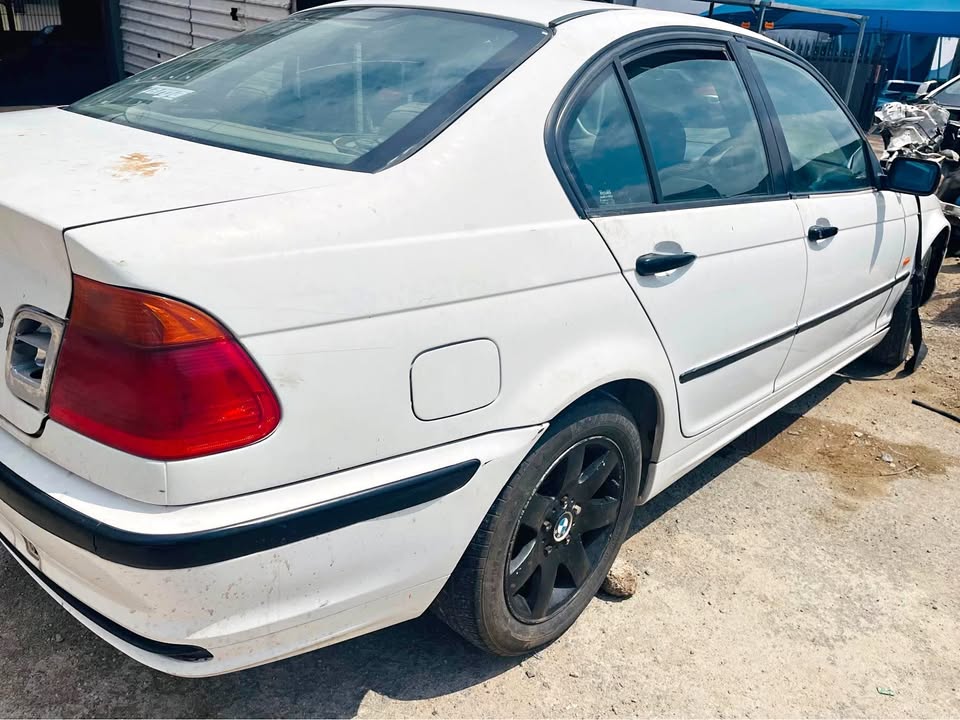BMW 318 e46 for strip M43 engine - Private Seller BMW 318 e46 for strip M43 engine - Private Seller