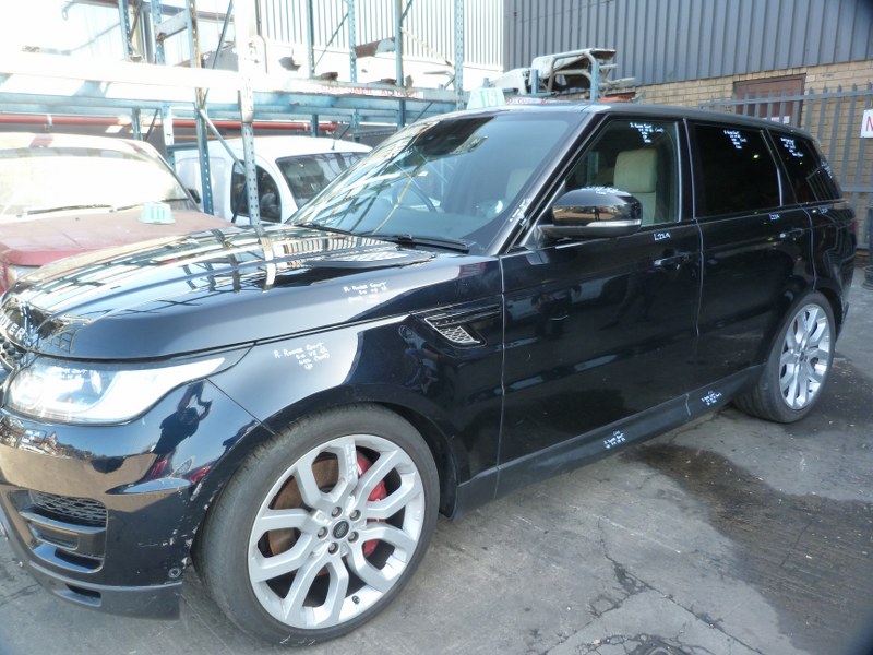 Land Rover Range Rover Sport 5.0 V8 AT L494  - 2013 SPARESBOYZ STRIPPING FOR SPA - Private Seller