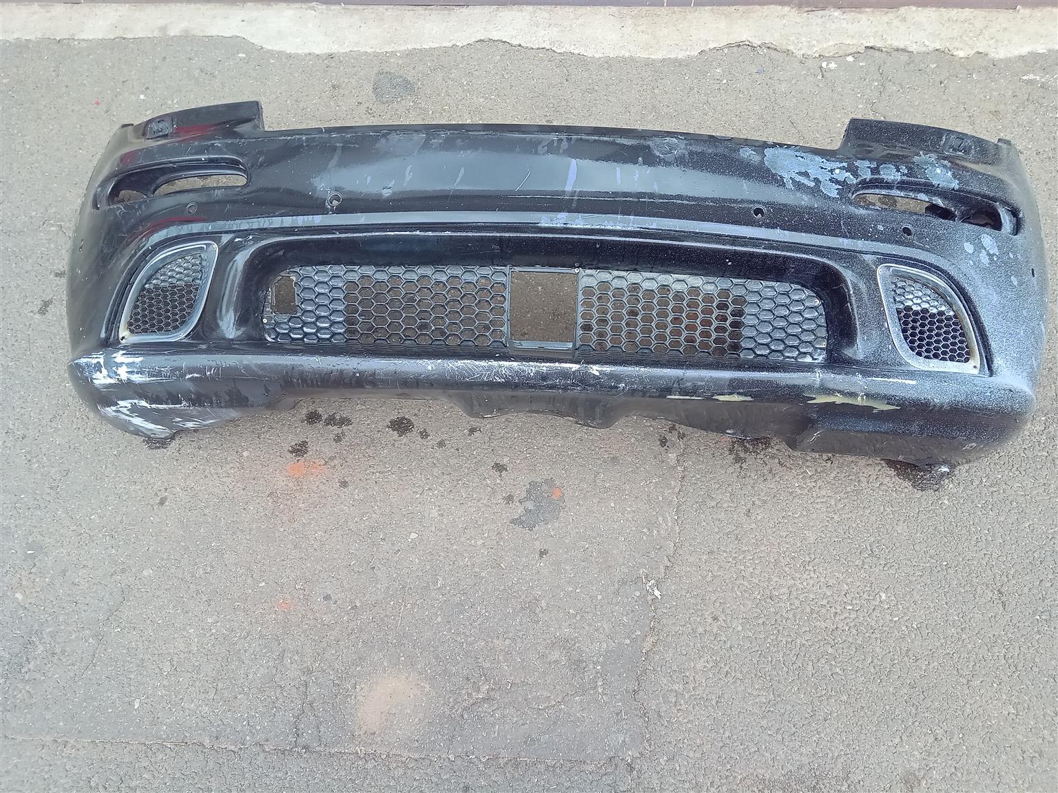 Jeep Cherokee SRT8 Front Bumper - Private Seller Jeep Cherokee SRT8 Front Bumper - Private Seller
