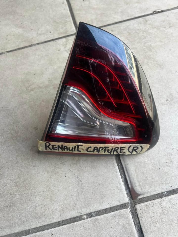 Renault Captur Taillight taillight - Private Seller Renault Captur Taillight taillight - Private Seller