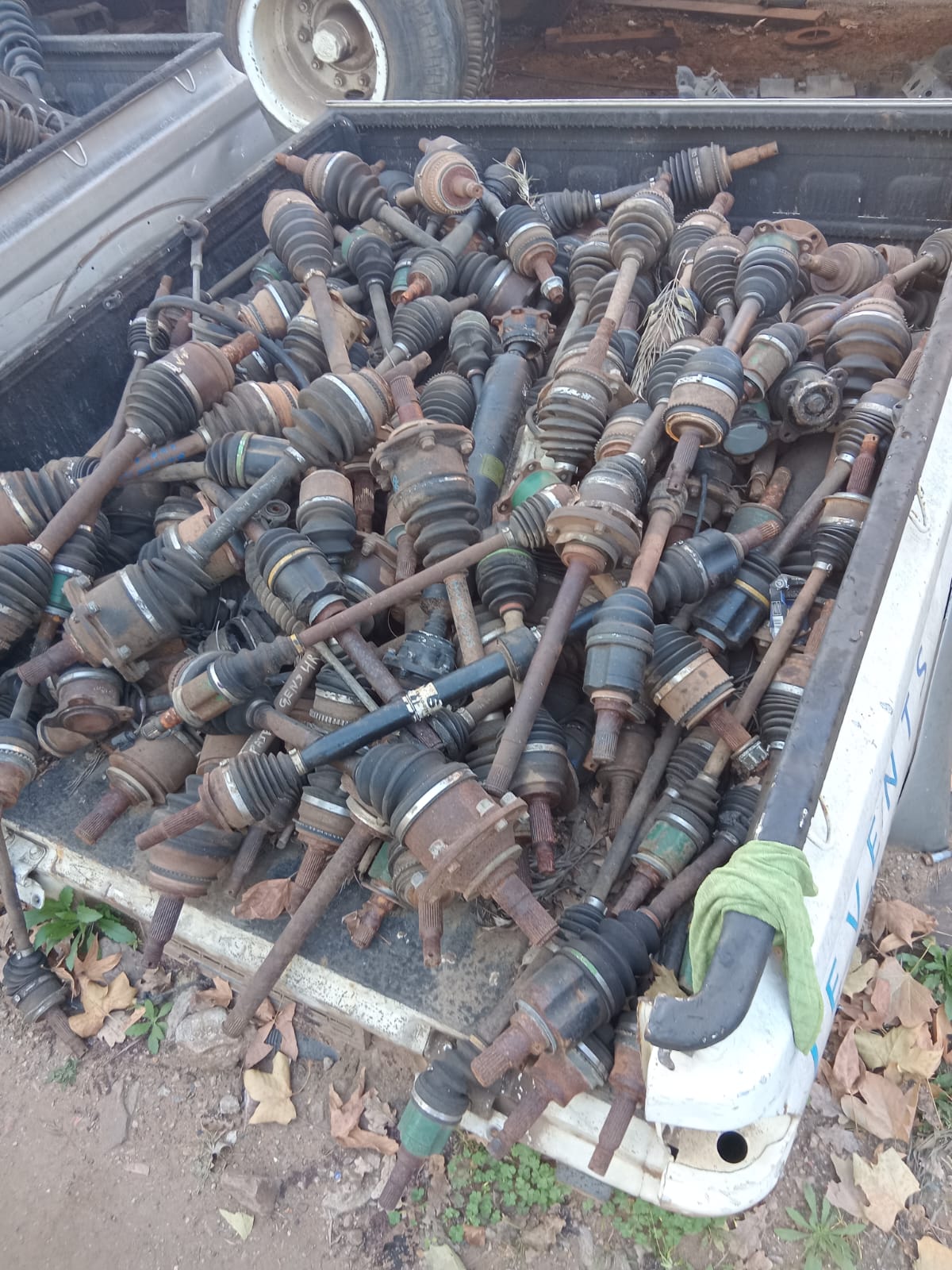 USED MITSUBISHI SIDE SHAFTS FOR SALE - Private Seller USED MITSUBISHI SIDE SHAFTS FOR SALE - Private Seller