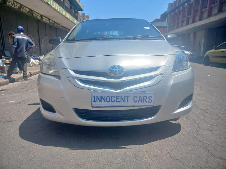 2007 TOYOTA YARIS SEDAN T3 PETROL, SILVER COLOUR, MANUAL, MILEAGE 96000KM