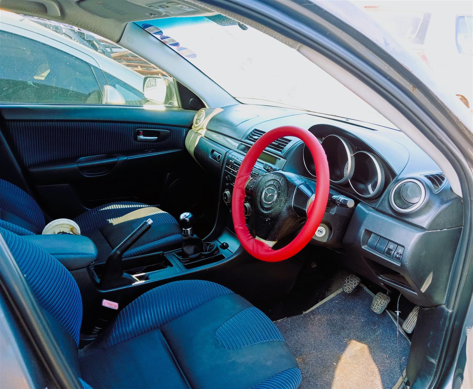 2007 Mazda 3 2.0L - Stripping for Spares