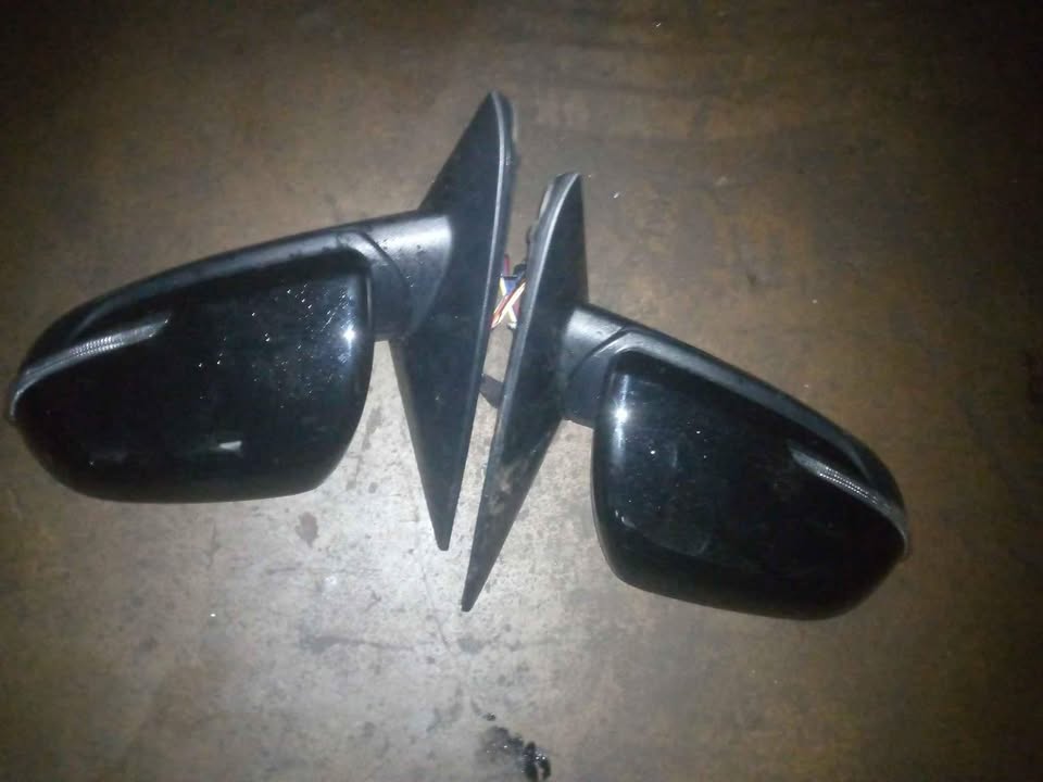 Kia Seltso new shape side mirrors both side - Private Seller Kia Seltso new shape side mirrors both side - Private Seller