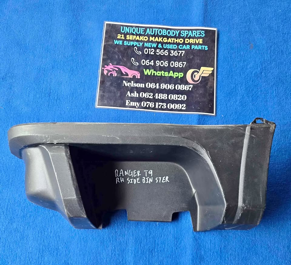 Ford Ranger T9 Right Loading Bin Step