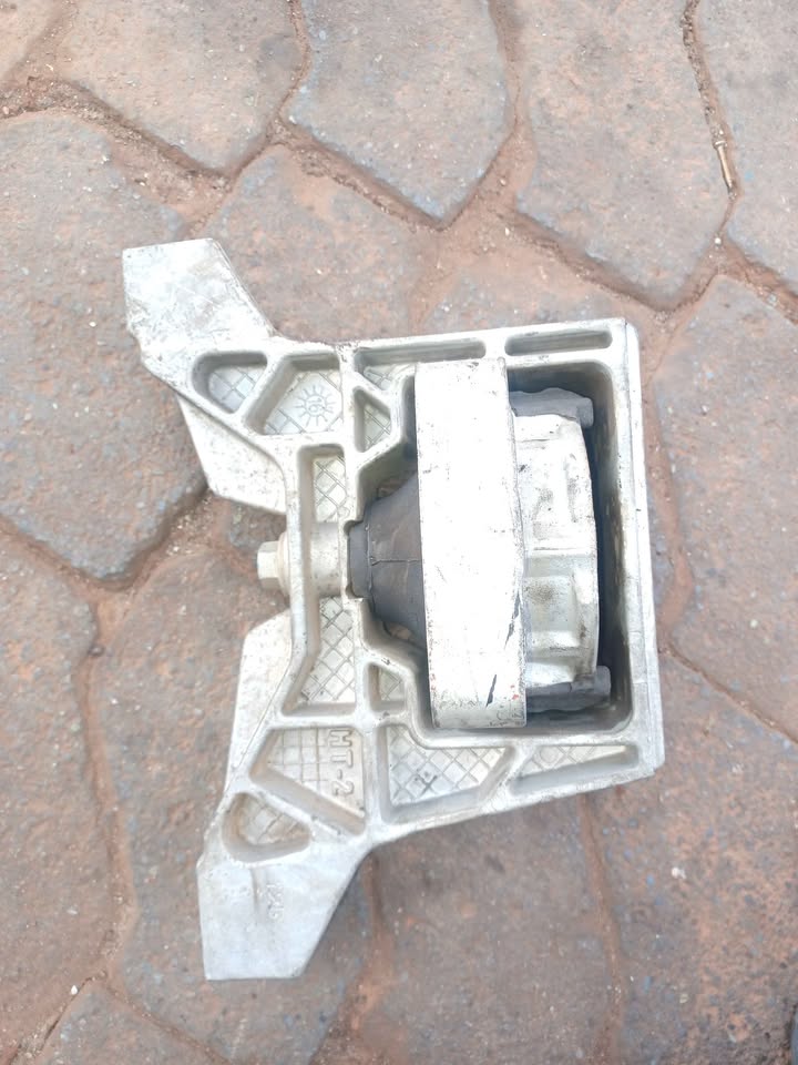 Haval H6 Engine Mounting for Sale - Private Seller Haval H6 Engine Mounting for Sale - Private Seller