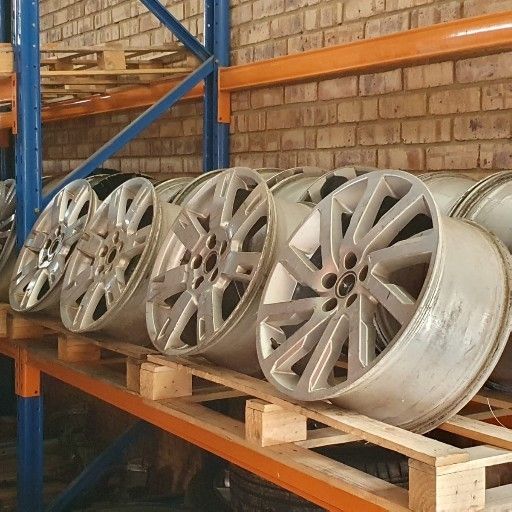 2013 Discovery 4 3.0L SDV6 HSE 2013 Discovery 4 3.0L SDV6 HSE