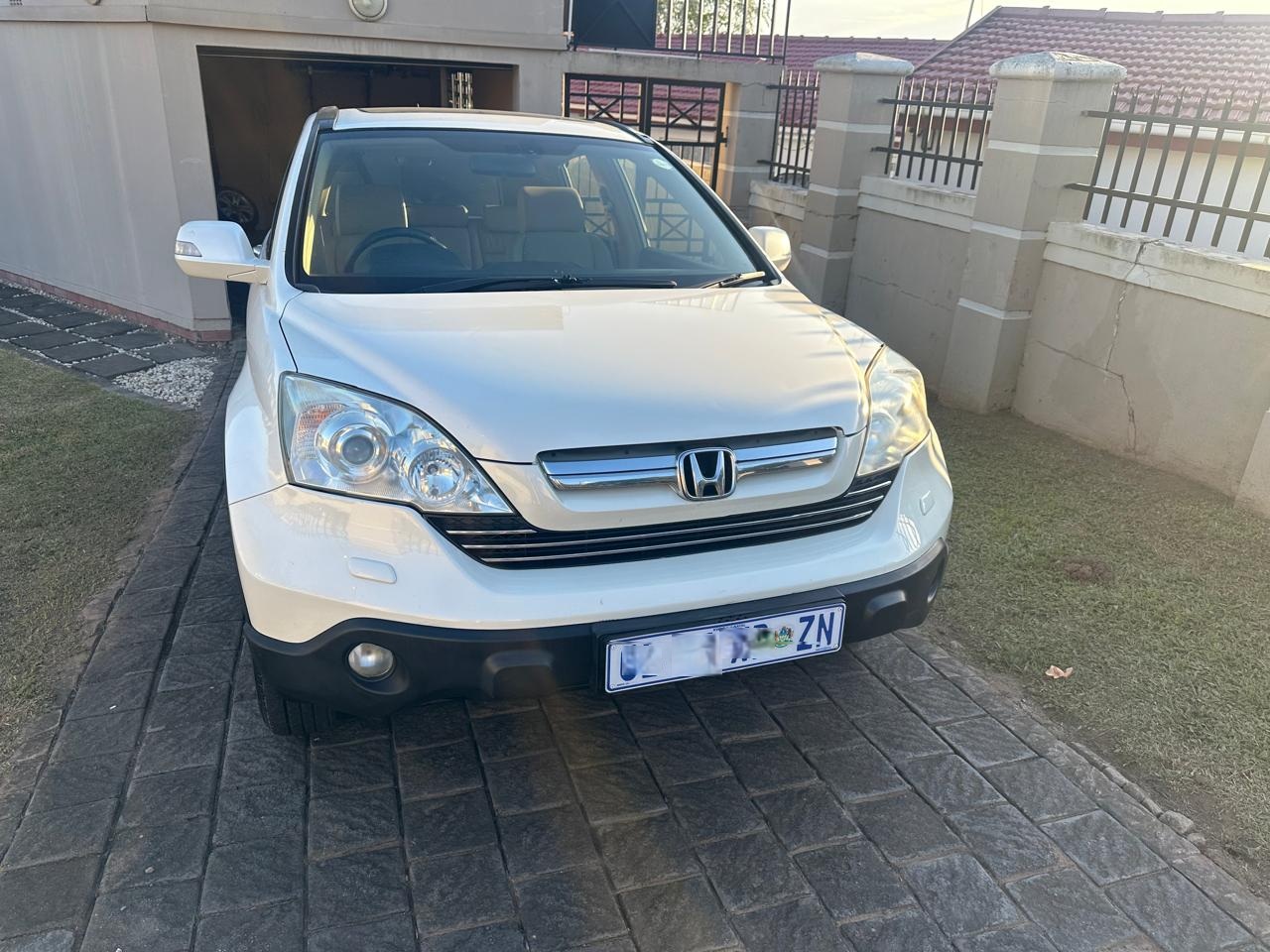 Clean Honda CRV Automatic