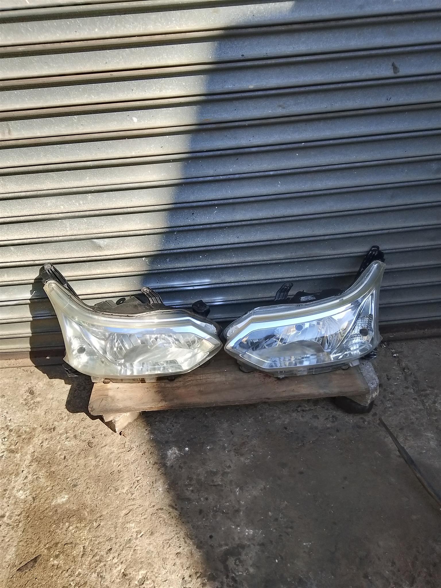 headlights for Toyota avanza - Private Seller headlights for Toyota avanza - Private Seller