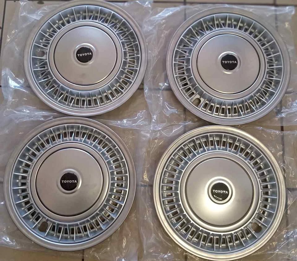 Toyota quantum 1987 stainless steel 14inch panikis Set AVAILABLE NOW IN SEPTEMBER 2025 - Private Seller
