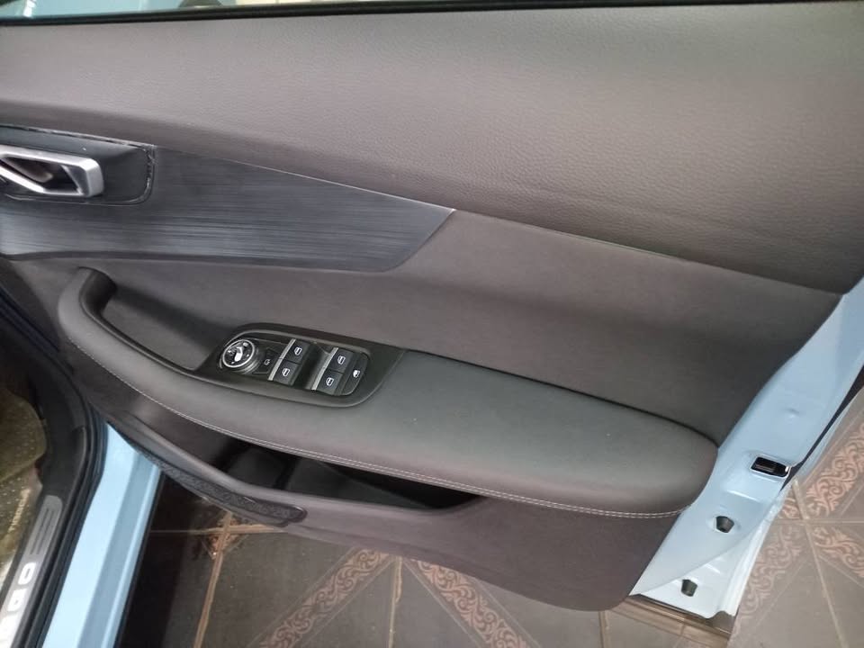2024 Chery Tiggo7pro 1.5T Automatic  Sky blue  Leather seats
