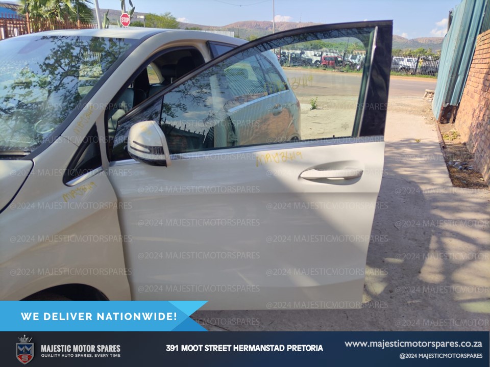 2013 mercedes b180 w246 car doors preface for sale - Private Seller