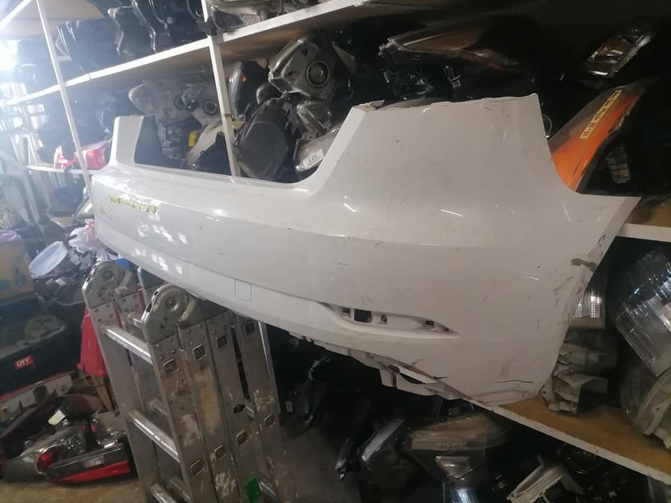 Audi A3 Hatchback white rear bumper DM or contact number in the description for assistance. - Private Seller Audi A3 Hatchback white rear bumper DM or contact number in the description for assistance. - Private Seller