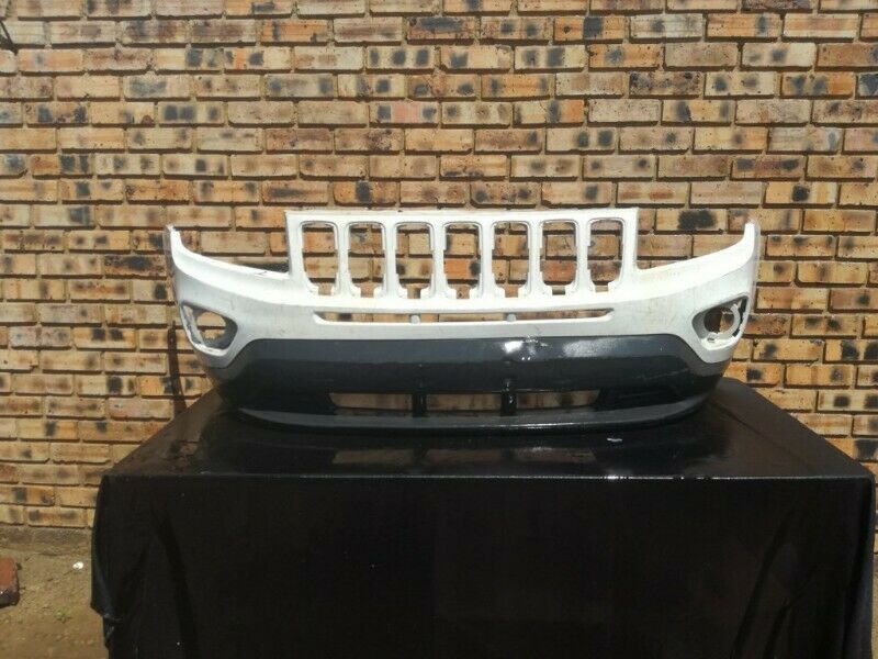 Jeep Compass Front Bumper including lower spoiler - Private Seller Jeep Compass Front Bumper including lower spoiler - Private Seller