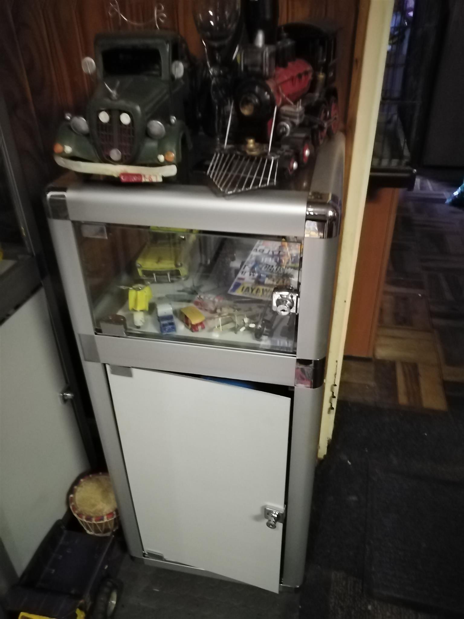 Good day, It's Willie and I have new small glass display cabinets for sale Good day, It's Willie and I have new small glass display cabinets for sale