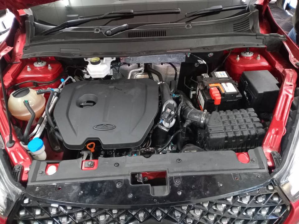 2023 Chery Tiggo4pro 1.5T Elite Automatic, Petrol Maroon, Sunroof, Leather interior, reverse