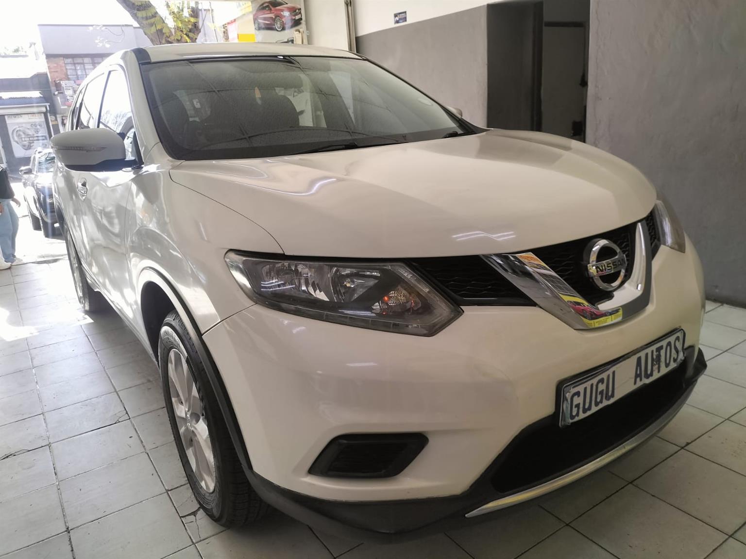 2017 NISSAN XTRAIL 2.0 MANUAL WHITE PETROL SPARE KEY122.000KM
