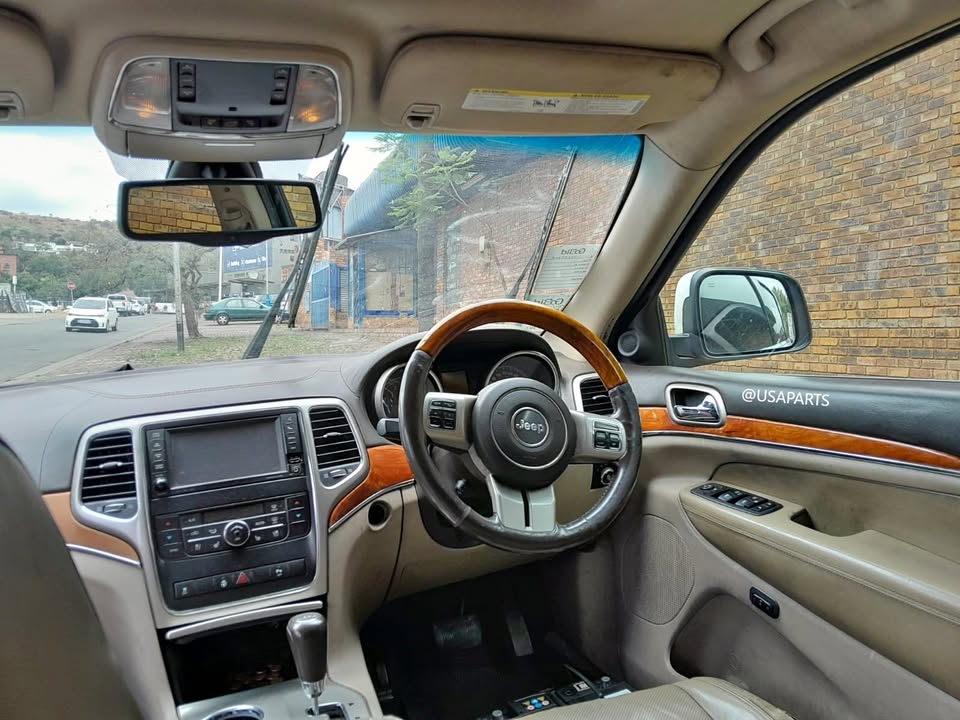 2012 Jeep Grand Cherokee 3.0 WK2 – Now Stripping for Interior Parts! - Private Seller 2012 Jeep Grand Cherokee 3.0 WK2 – Now Stripping for Interior Parts! - Private Seller