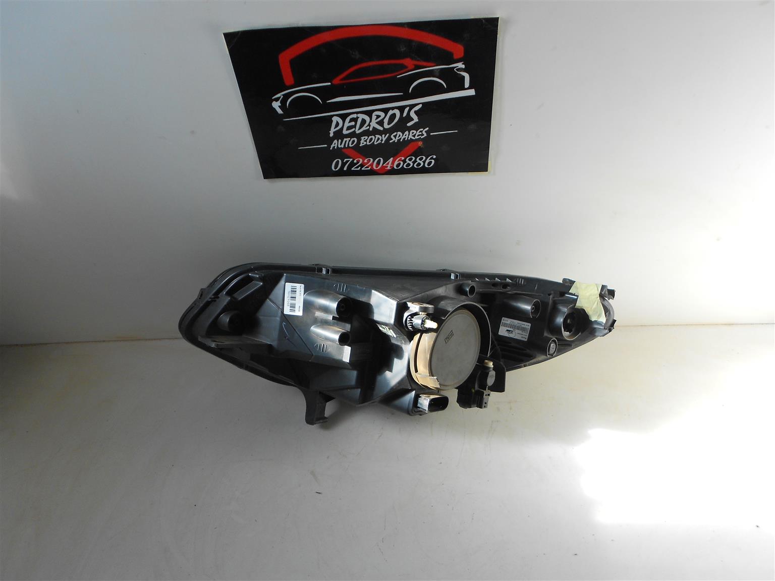 Ford ecosport right headlight - Private Seller Ford ecosport right headlight - Private Seller