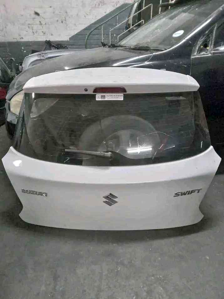 Suzuki swift rear taligate new shape - Private Seller Suzuki swift rear taligate new shape - Private Seller