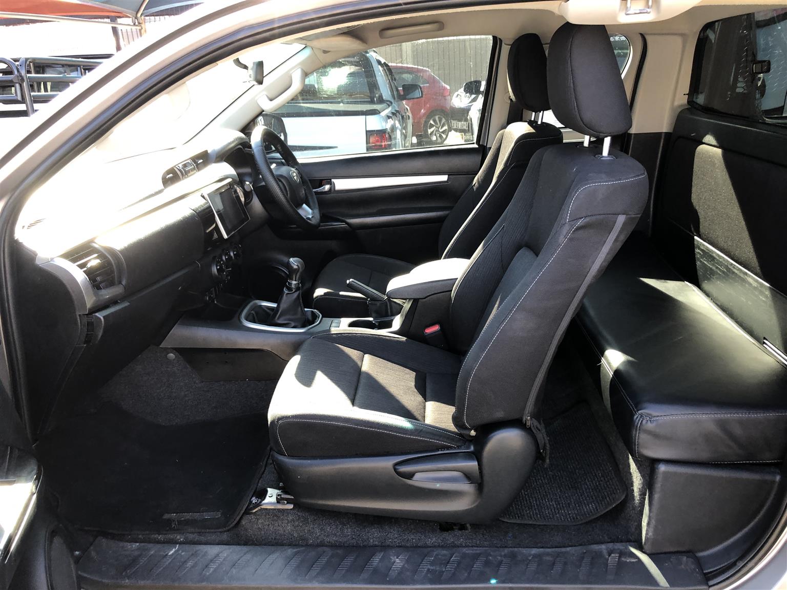 2016 Toyota Hilux 2.8GD-6 Xtra Cab 4x4 Raider Manual For Sale