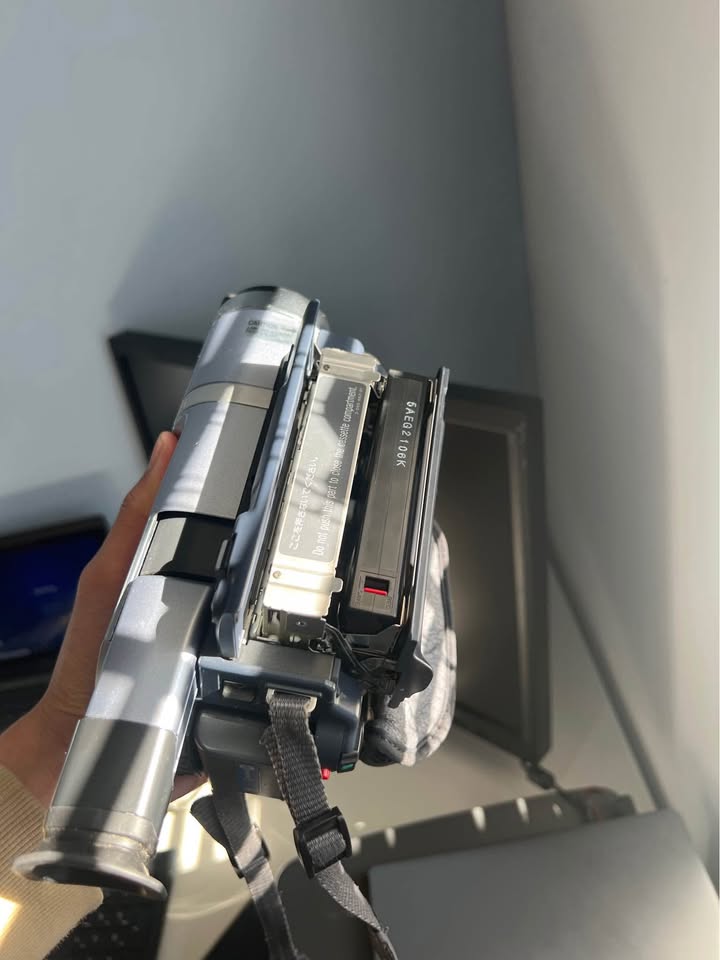 Sony DCR-TRV140E