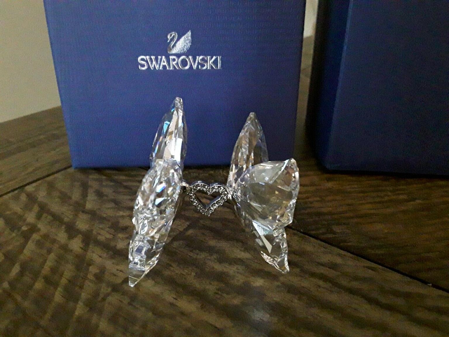 Swarovski RARE Crystal Love Butterflies Mint w/box.