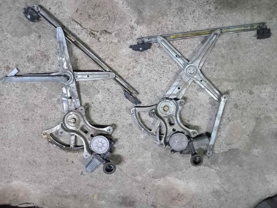 2015 Toyota hilux d4d window mechanism for sale - Private Seller 2015 Toyota hilux d4d window mechanism for sale - Private Seller