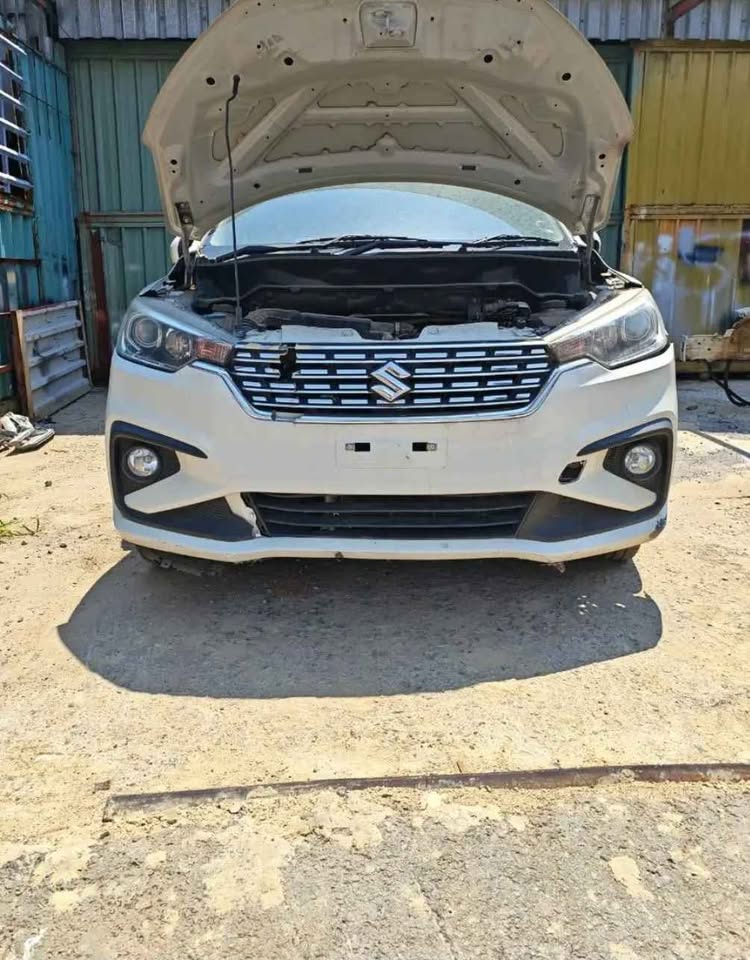 Suzuki Ertiga stripping - Private Seller Suzuki Ertiga stripping - Private Seller