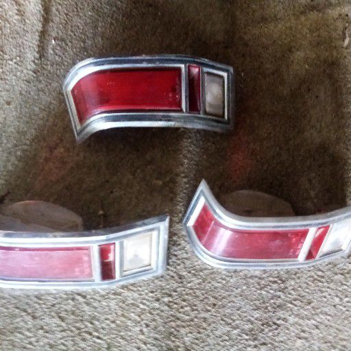 Valiant tail lights - Private Seller Valiant tail lights - Private Seller