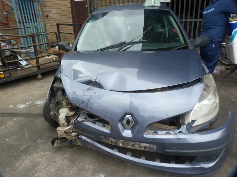 Renault Clio III 1.6 16V Manual K4M - 2006 SPARESBOYZ STRIPPING FOR SPARES - Private Seller Renault Clio III 1.6 16V Manual K4M - 2006 SPARESBOYZ STRIPPING FOR SPARES - Private Seller