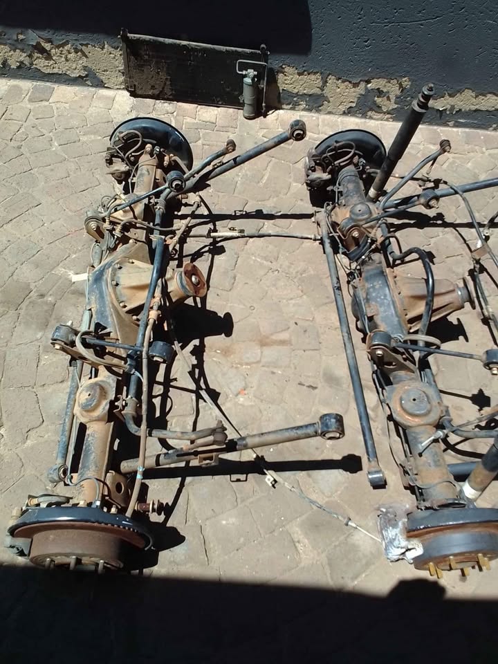 2003 up Toyota Prado 120 series complete back diff - Private Seller