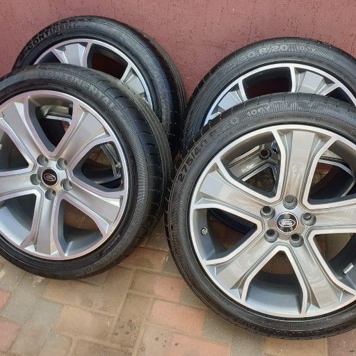 RANGE ROVER 20IN MAGS & TYRES - Private Seller RANGE ROVER 20IN MAGS & TYRES - Private Seller