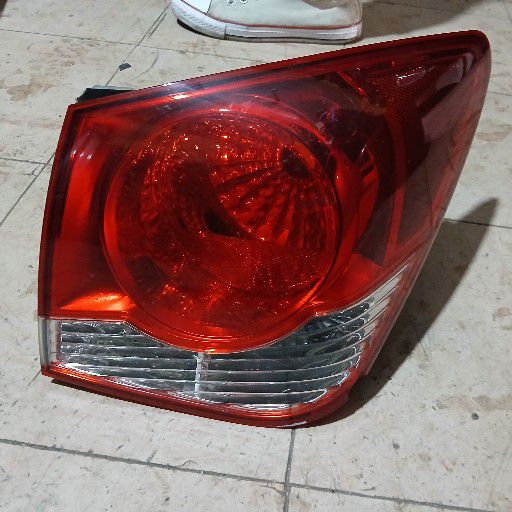 Chevrolet cruze taillight - Private Seller Chevrolet cruze taillight - Private Seller