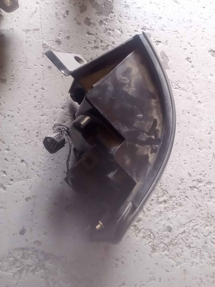 Right Tailgate Light LAND ROVER RANGE ROVER SPORT 2.7 Td V6 CAT A056008