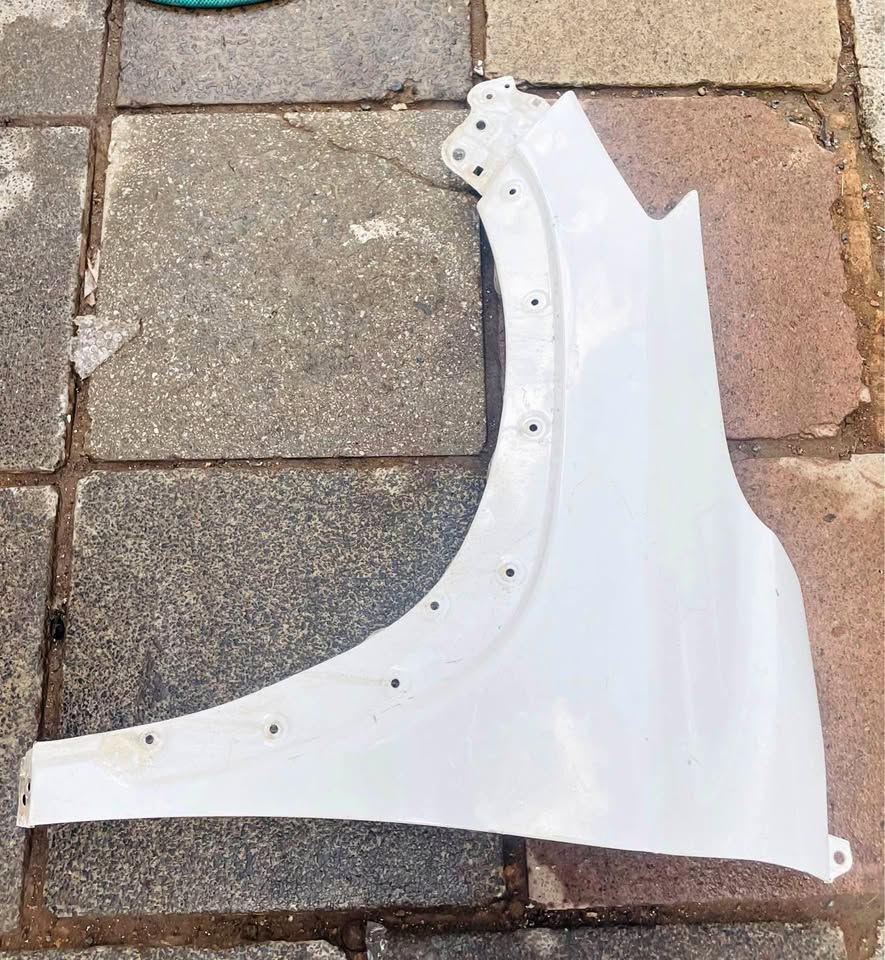 Toyota Corolla Cross fender - Private Seller Toyota Corolla Cross fender - Private Seller