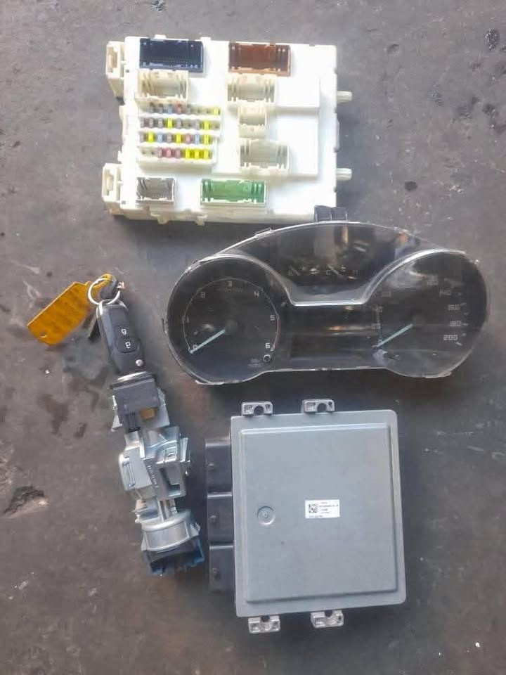 FORD RANGER T7 LOCKSET AVAILABLE - Private Seller FORD RANGER T7 LOCKSET AVAILABLE - Private Seller
