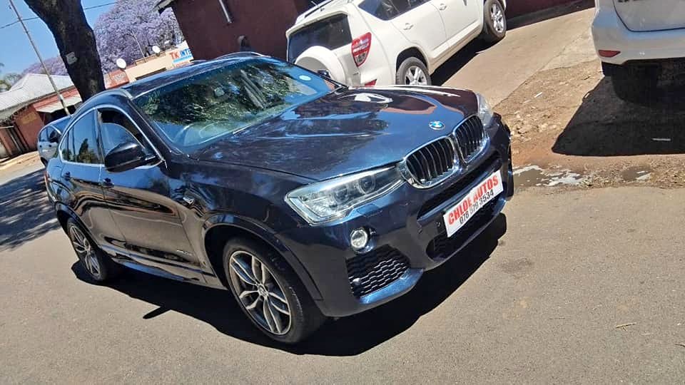 2017 BMW X4 Sdrive 20d Black, sunroof, full service history, leather interior, reverse sensor