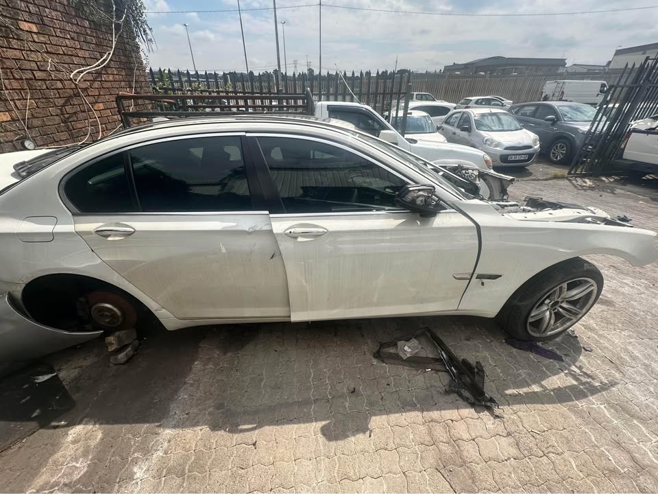 BMW 730D stripping for spares - Private Seller BMW 730D stripping for spares - Private Seller