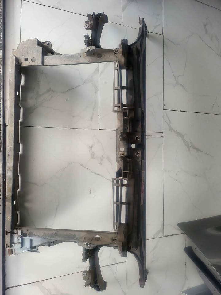 2008-2012 Audi A3 Cradle for sale - Private Seller 2008-2012 Audi A3 Cradle for sale - Private Seller