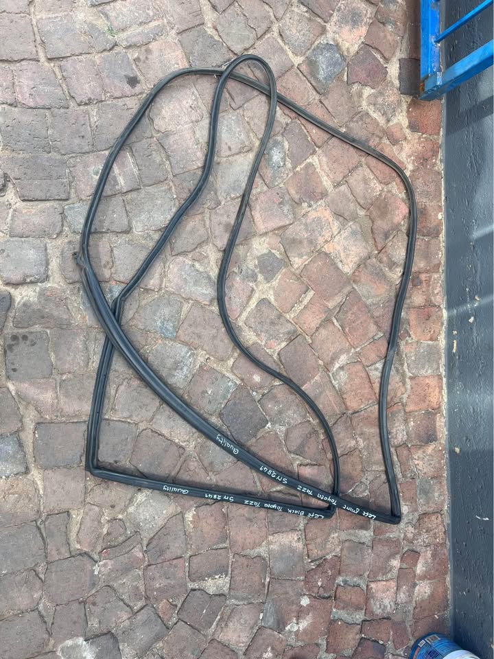 TOYOTA TAZZ DOOR RUBBER CALL OR WHATSAPP or - Private Seller TOYOTA TAZZ DOOR RUBBER CALL OR WHATSAPP or - Private Seller