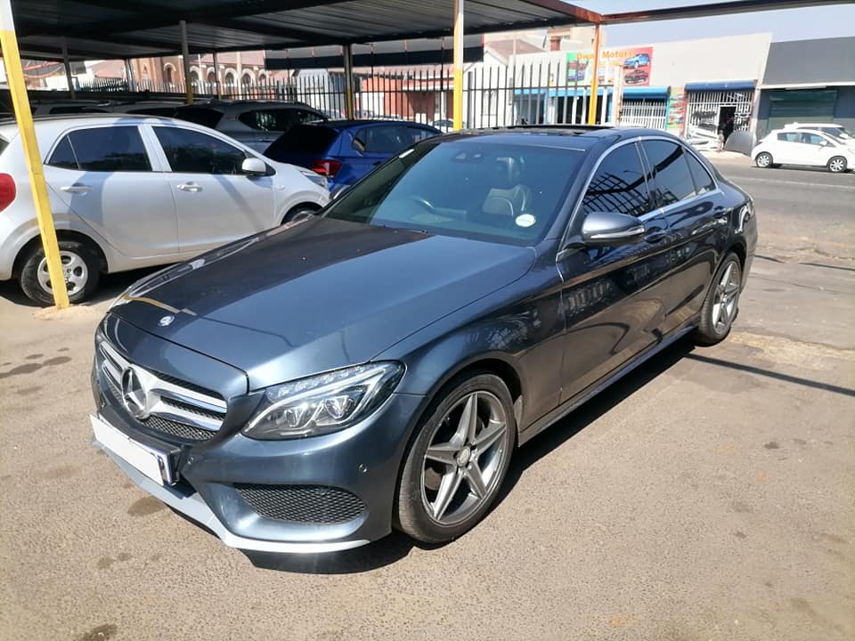 2014 Mercedes Benz C220 Sunroof leather seat and Automatic