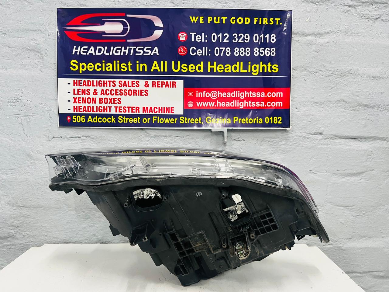 BMW F30 3 series left side LED LCI headlight housing - Private Seller BMW F30 3 series left side LED LCI headlight housing - Private Seller