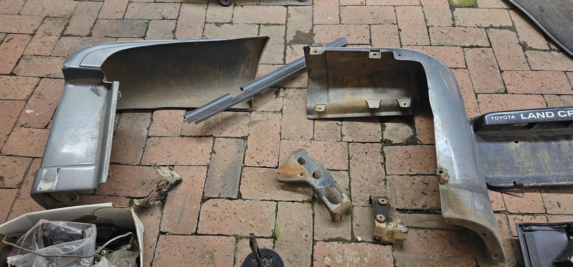Land Cruiser 80 Series - Parts