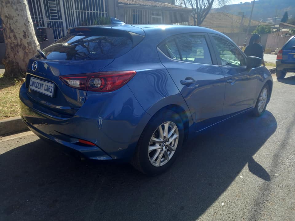 2019 MAZDA 3 1.6 ENGINE PETROL, MANUAL, MILEAGE 55000KMS, BLUE COLOR