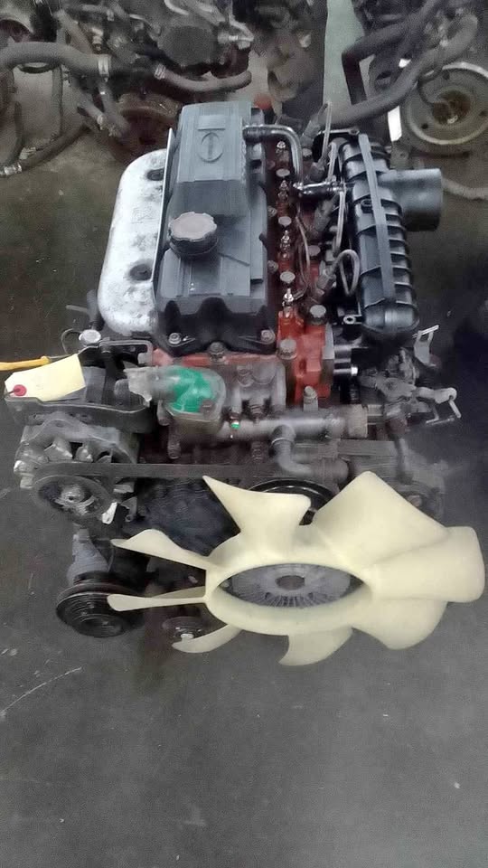 KIA J2 COMPLETE ENGINE FOR SALE - Private Seller KIA J2 COMPLETE ENGINE FOR SALE - Private Seller