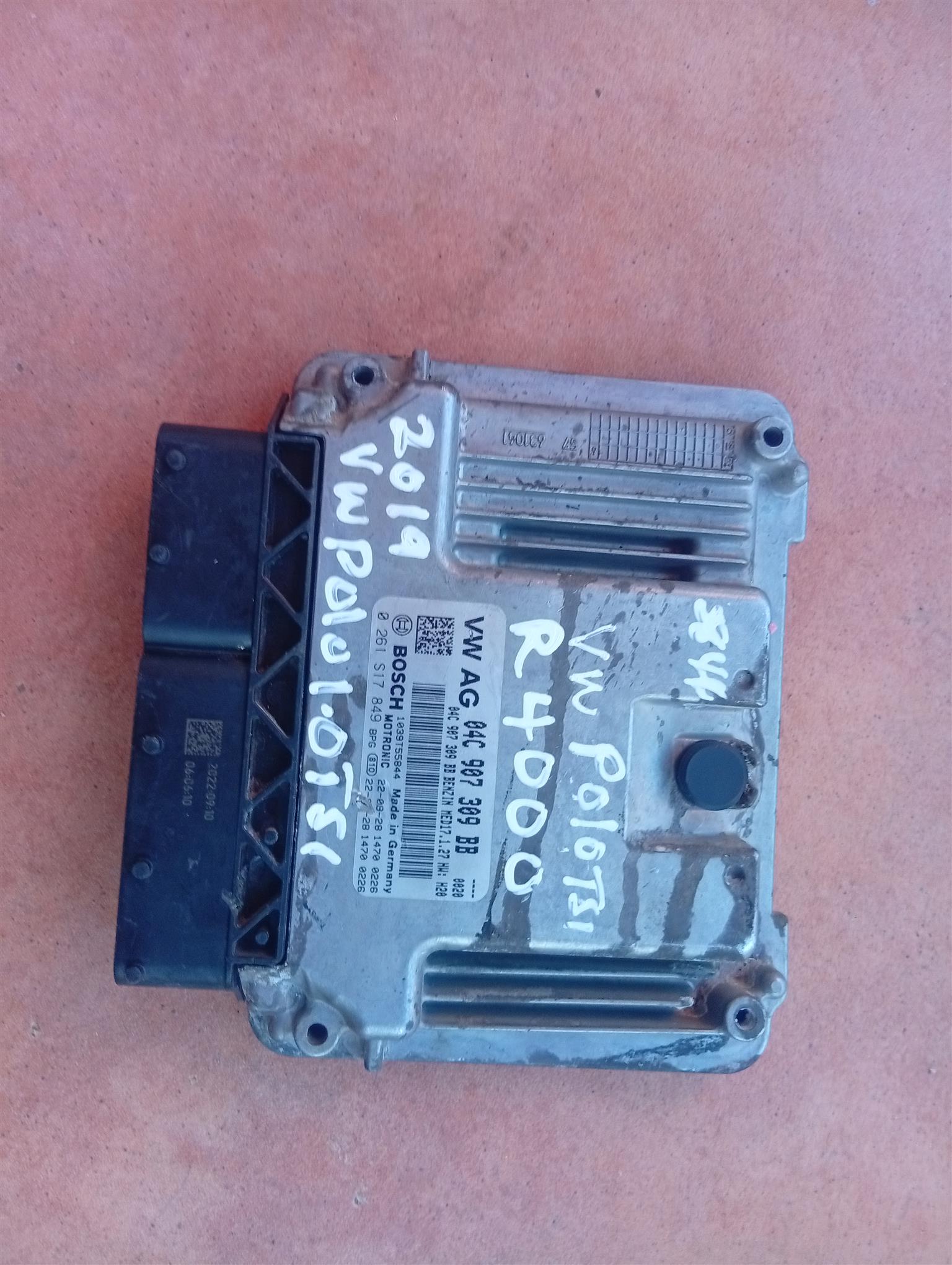 2019 VW polo 1.0 Tsi ECU computer box - Private Seller 2019 VW polo 1.0 Tsi ECU computer box - Private Seller