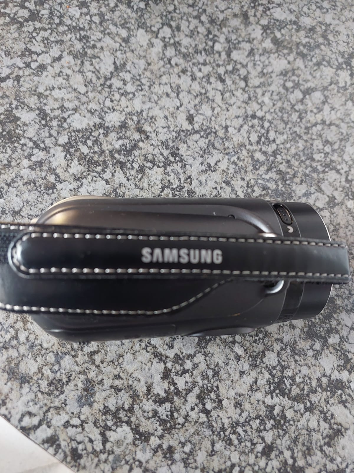 BRAND NEW SAMSUNG HAND CAM RECORDER